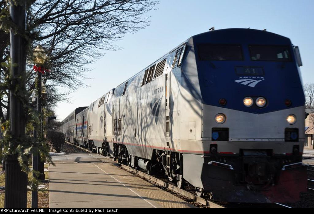 "California Zephyr" races east